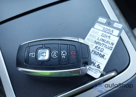 2019 Lincoln Nautilus Reserve z USA, uszkodzony, nr VIN 2LMPJ8LP3KBL30929